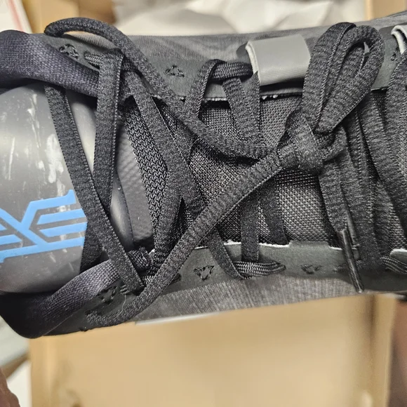 Nike Kyrie 8 Basketball Shoes - Picture 2 of 6